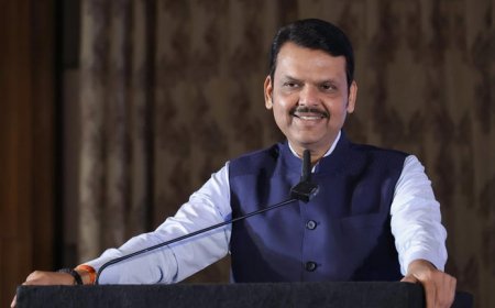 छत्रपती संभाजीनगर : मुक्ती दिनाच्या कार्यक्रमात ओबीसी आंदोलकांचा गोंधळ