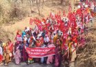 अकोलेतून अहिल्यानगरकडे ‘लाल वादळ’; शेतकरी–कामगारांचा लाँगमार्च सुरू